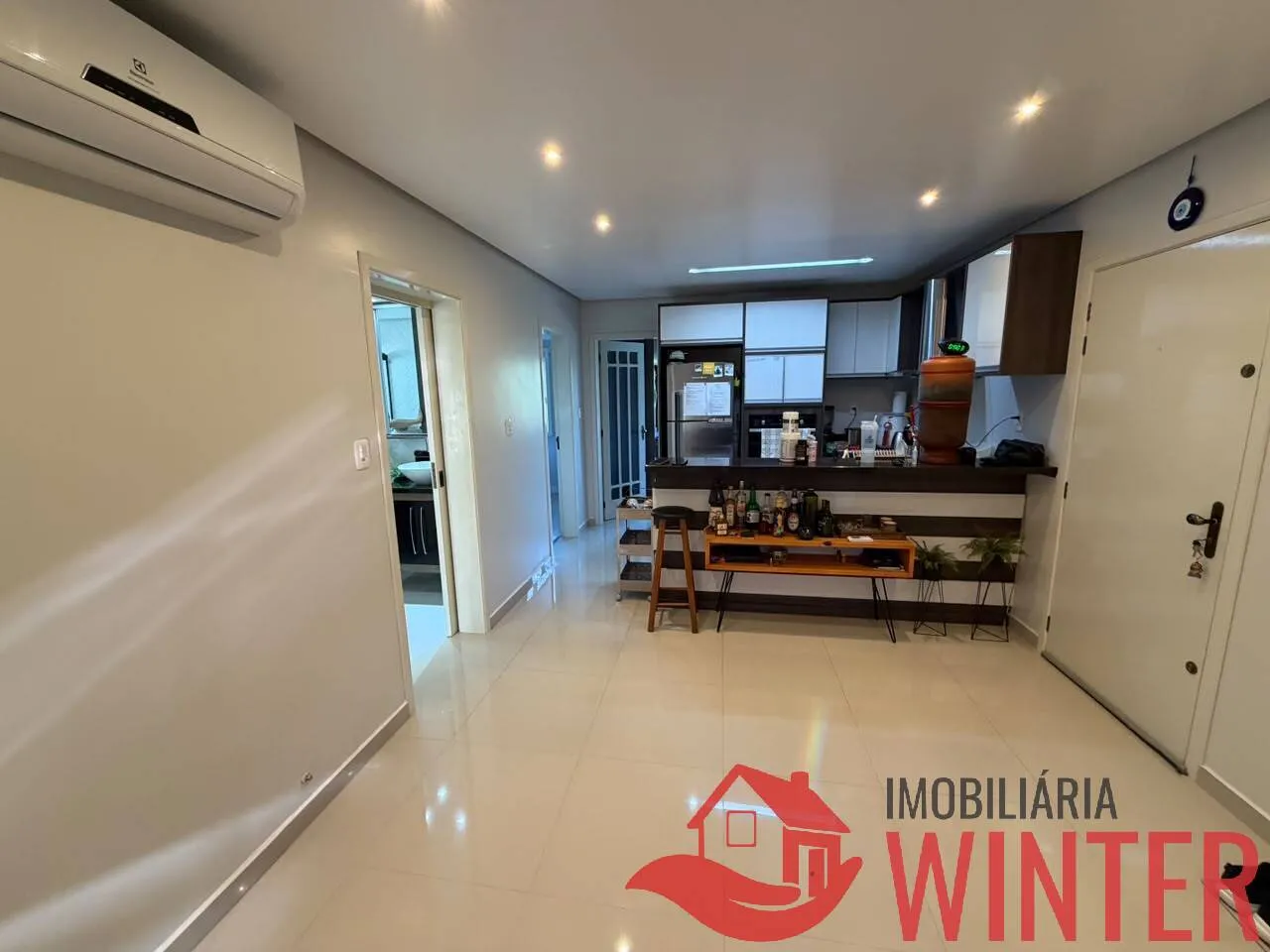 Imagem Apto mobiliado com 2 dorm e 2 vagas.