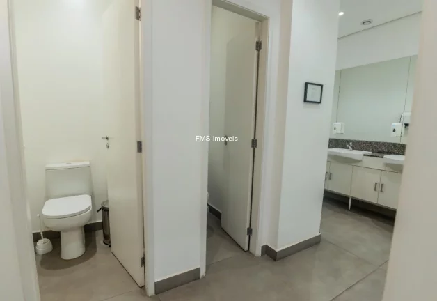 Imagem Conjunto Comercial com 878m2 na Vila Olímpia.