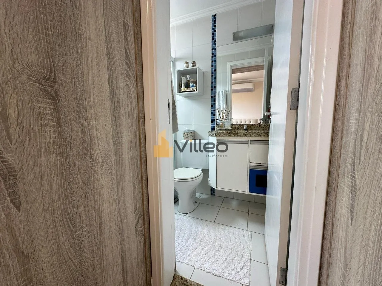 Imagem Descubra seu novo lar no Edifício Treviso! Este elegante apartamento, localizado no 5º andar e com...