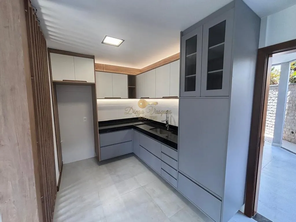 Imagem Casa em Condomínio para Venda em Teresópolis / RJ no bairro Alto