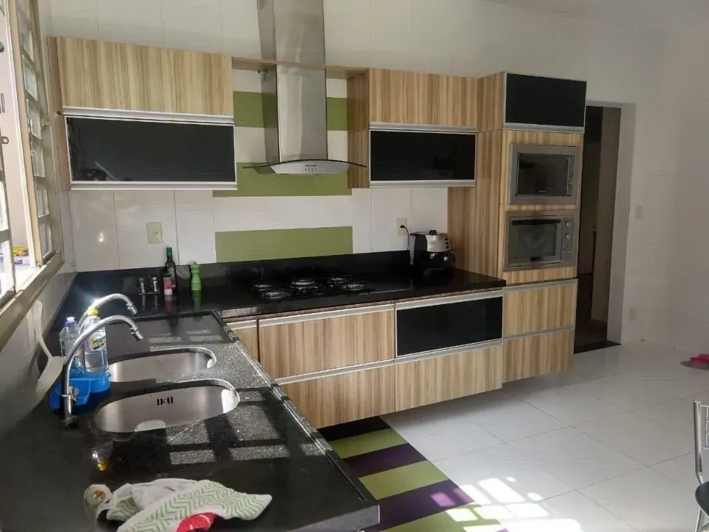 Imagem Casa com 3 Quartos à Venda, 207 m² em São João Batista (Venda Nova) - Belo Horizonte