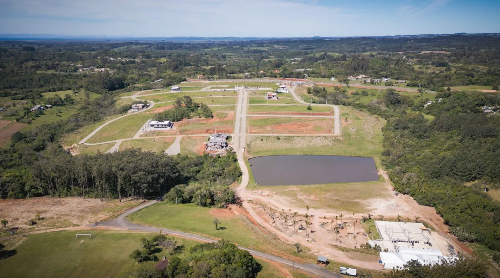 Imagem Terreno à venda em Viamão, Lomba do Pinheiro, 2099m2