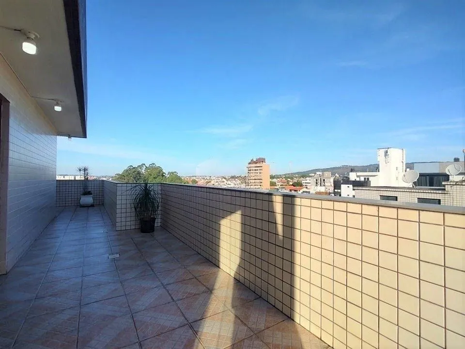 Imagem Cobertura com elevador, 3 dormitórios, suíte e 3 vagas.