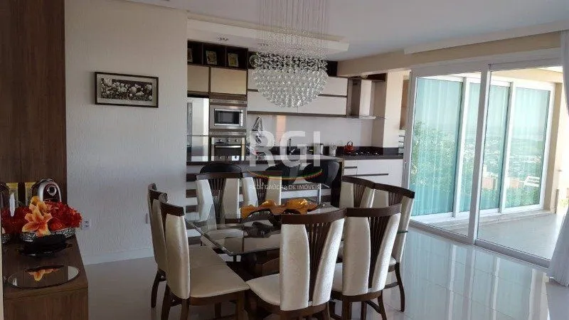 Imagem Casa para Venda - 350m², 3 dormitórios, sendo 1 suites, 2 vagas - Alto Teresópolis