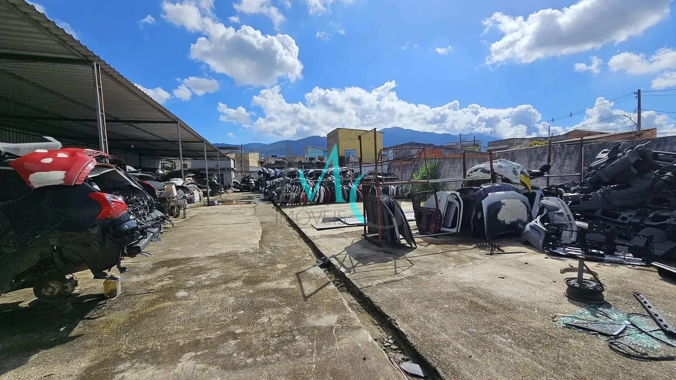 Imagem Galpão 1200m² para locação por R$ 10.000,00 em Campo Grande, Rio de Janeiro, RJ