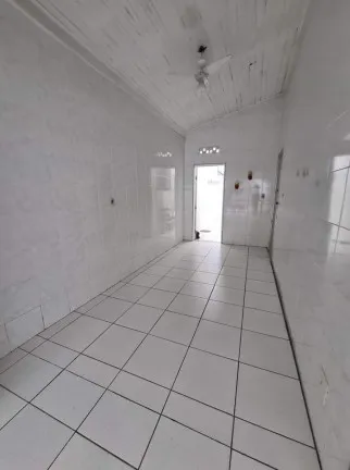 Imagem Casa com 3 Quartos à Venda, 119 m² em Guilhermina - Praia Grande