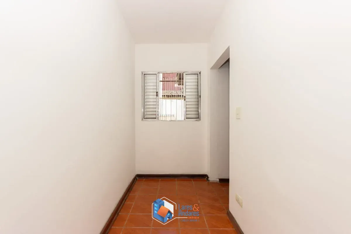 Imagem Casa para venda em Parque Santo Antônio com 5 quartos, 210m²