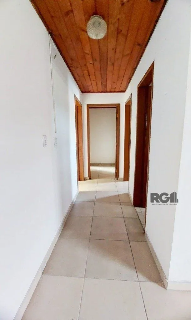 Imagem Casa de 3 dormitórios no bairro Cristal