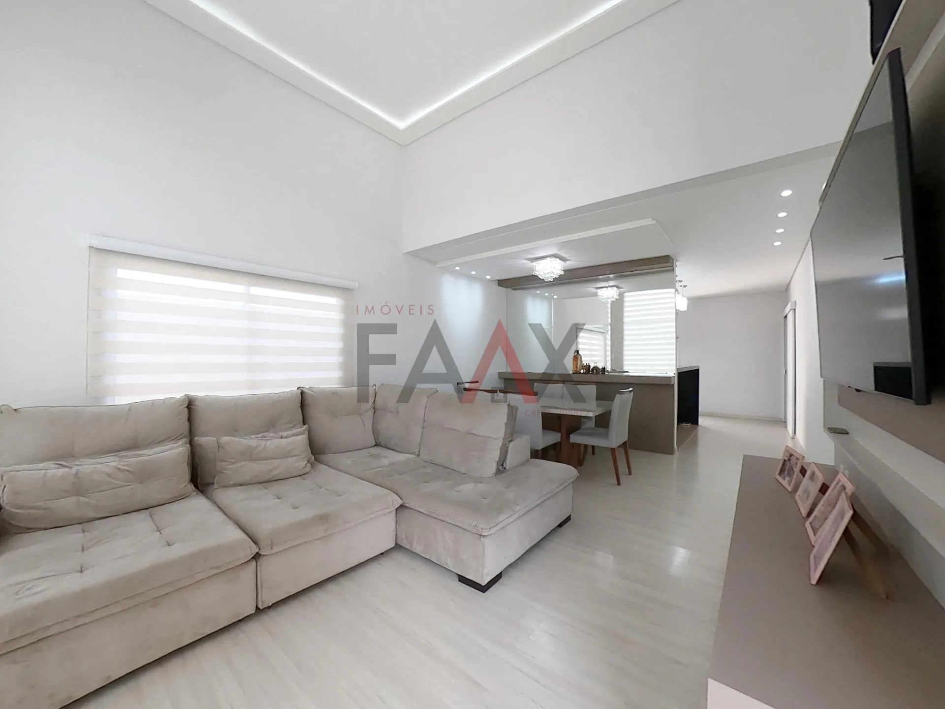 Imagem Maravilhosa Casa à venda, com uma vista privilegiada, CASCAVEL, GUARAPUAVA - PR