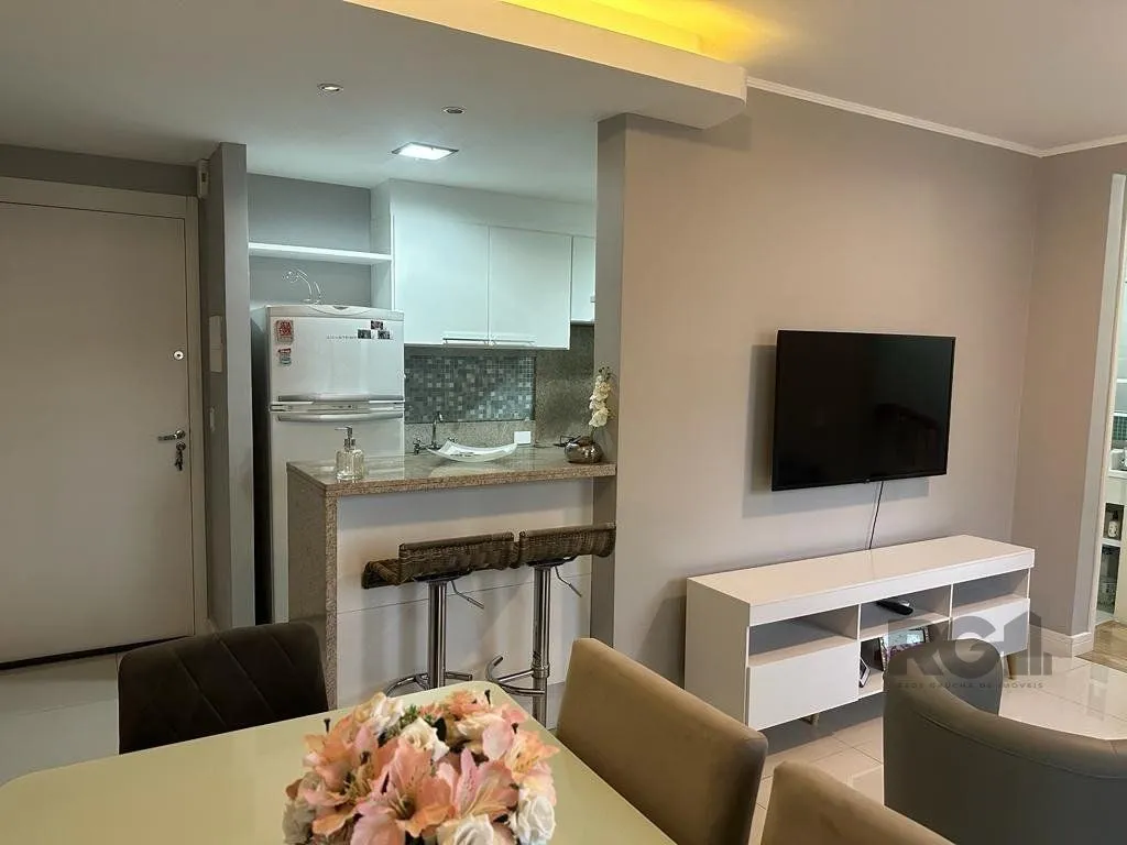 Imagem Apartamento para Venda - 67.28m², 3 dormitórios, sendo 1 suites, 1 vaga - Alto Petrópolis