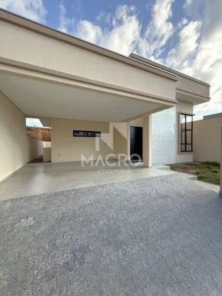 Foto do imóvel Casa Estilo Clássica | Lot. Montreal | Três Rios do Norte | 3 quartos (1 suíte) | 150m²