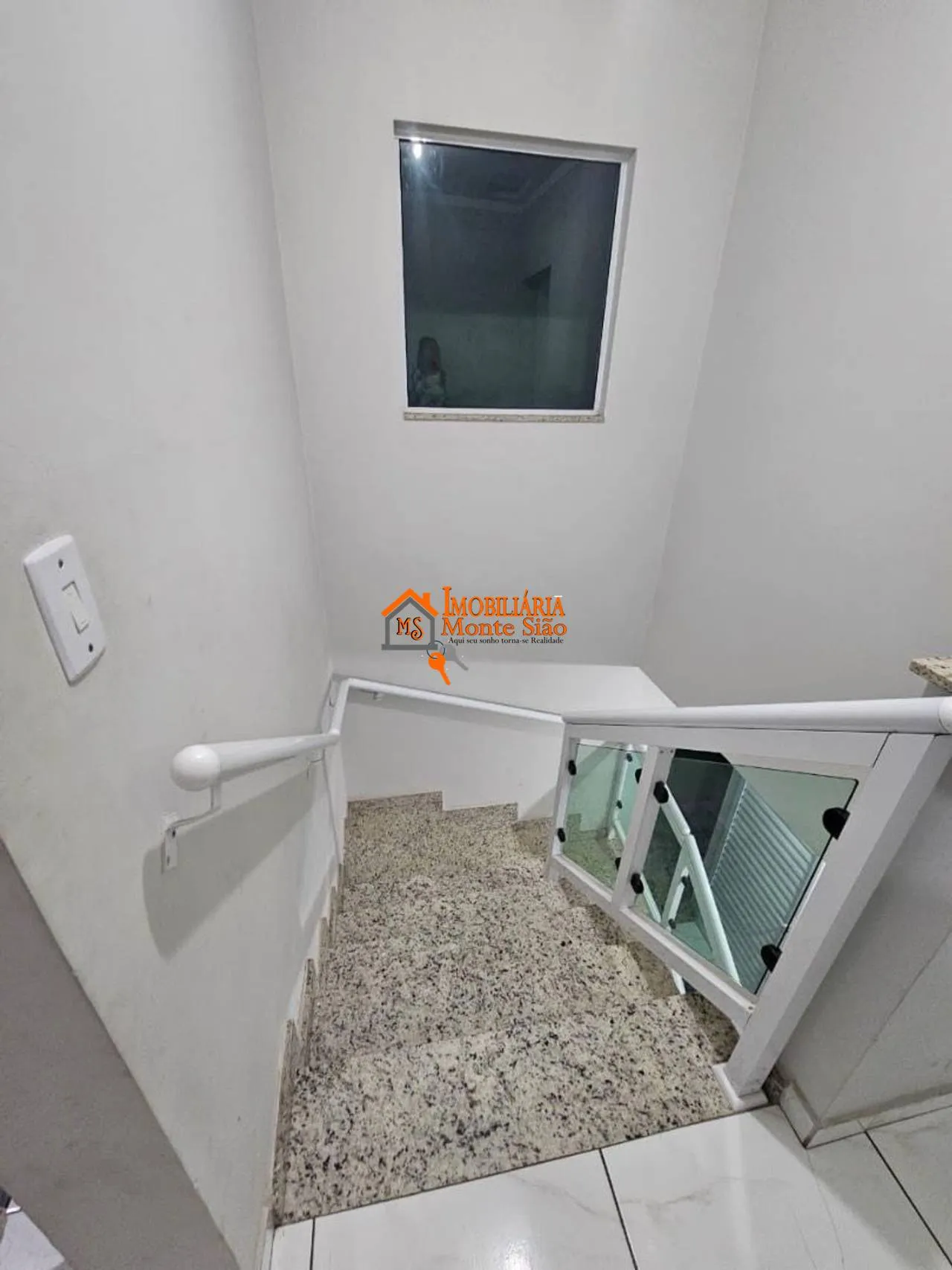 Imagem Sobrado com 2 dormitórios à venda, 100 m² por R$ 390.000,00 - O Pequeno Coração - Itaquaquecetuba/SP