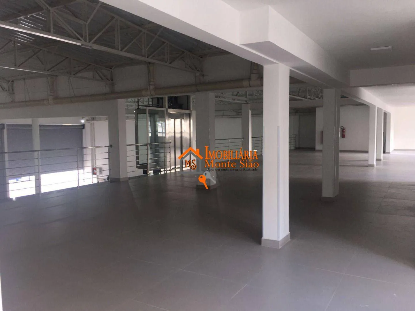 Imagem Galpão para alugar, 1861 m² por R$ 130.405,00/mês - Penha de França - São Paulo/SP
