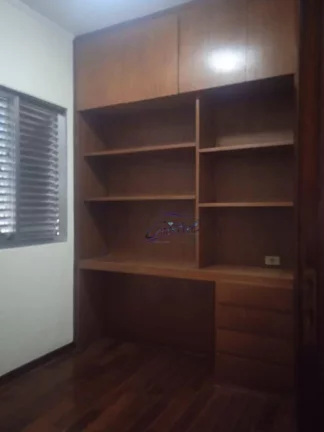 Imagem Sobrado no Limão 03 dormitórios sendo 01 suítes 2 vagas coberta com portão automático