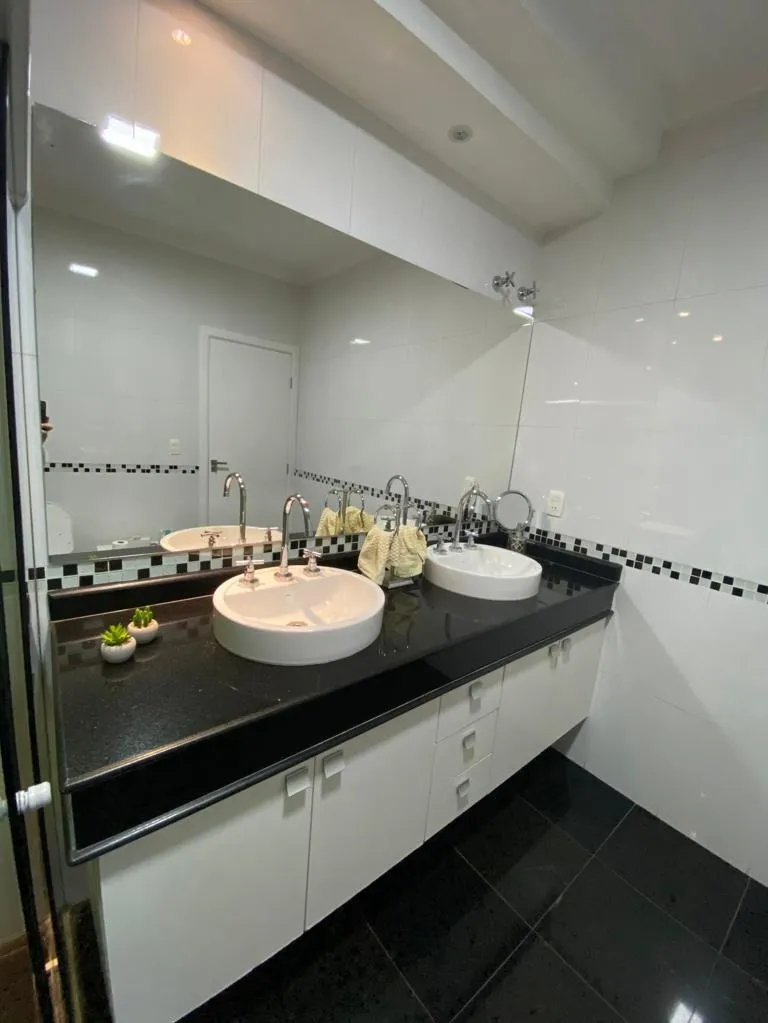Imagem "Exclusiva Residência na Villa Dos Inglezes: Luxo, Conforto e Sofisticação em Cada Detalhe"