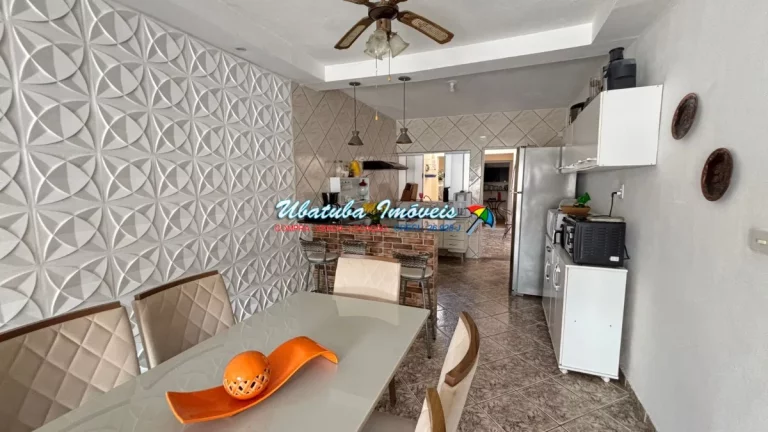 Imagem Casa a 200 metros da Praia do Perequê-açu com edícula