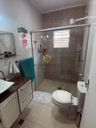 Imagem Casa 3 dormitórios, 111m², 2 vagas, em Vila Aurora