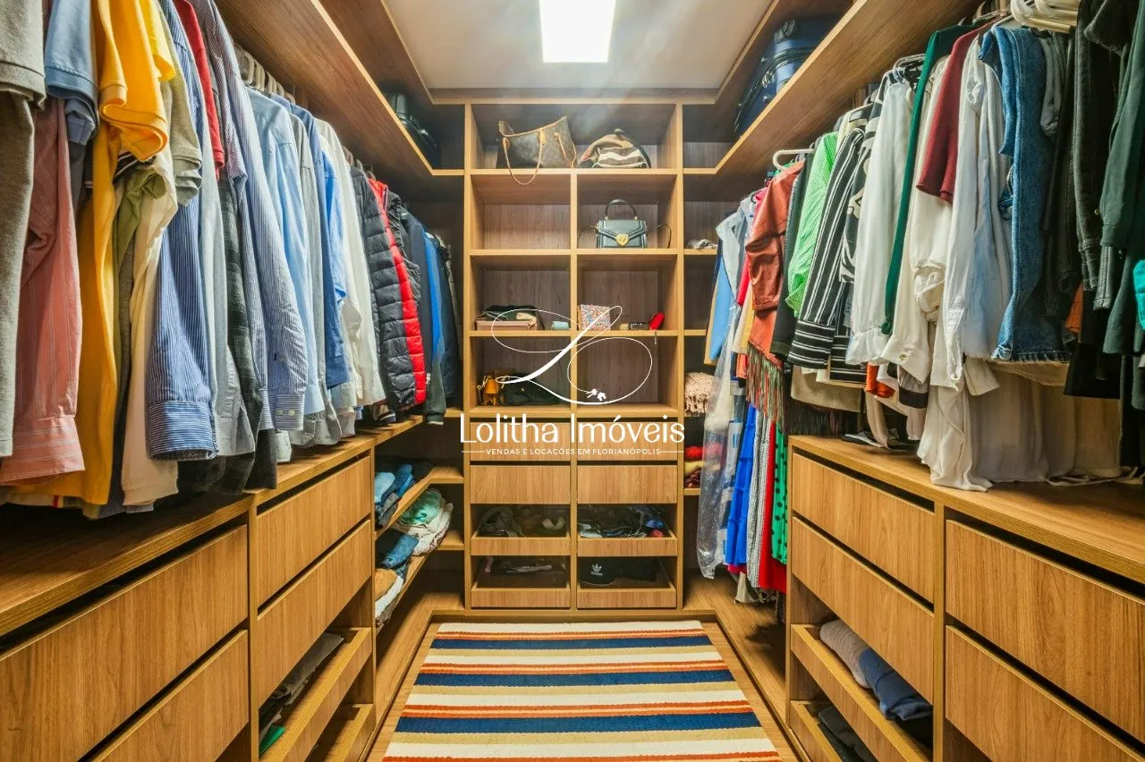 Imagem APARTAMENTO COM 4 QUARTOS, SENDO 2 SUÍTES DE ALTO PADRÃO À VENDA NO CENTRO DE FLORIANÓPOLIS/SC