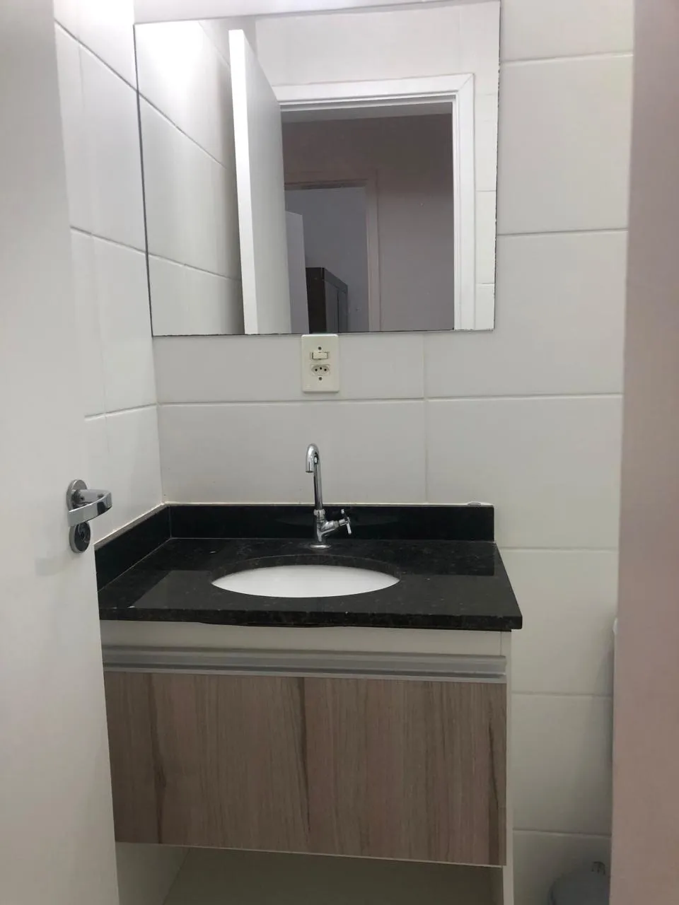 Imagem Apartamento mobiliado no Alpha Club, 2 dormitórios, suíte e 2 vagas no Campolim