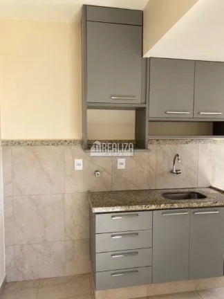 Imagem Apartamento de 2 dormitórios com móveis planejados para alugar no Condomínio Portal Park Residence, em Uberaba