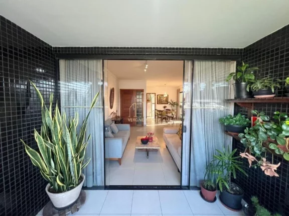 Imagem Apartamento amplo com três quartos varanda gourmet a vender na Pituba