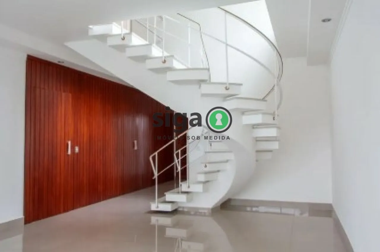 Imagem Sobrado com 3 Quartos e 3 vagas à Venda, 360 m² - Granja Julieta