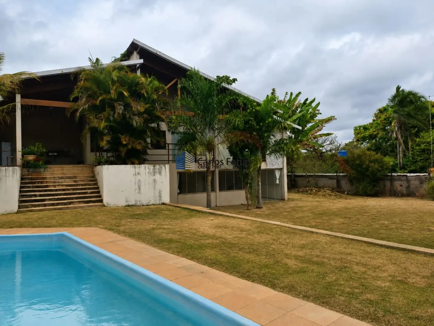 Imagem Casa em Condomínio para Venda em Brasília, Setor Habitacional Jardim Botânico, 4 dormitórios, 1 suíte, 5 banheiros, 2 vagas