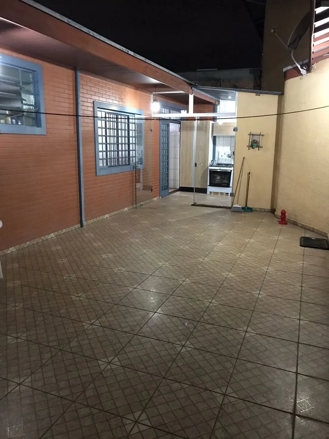 Imagem Casa à venda 3 Quartos, 1 Suite, 5 Vagas, 300M², Campos Elíseos, Taubaté - SP