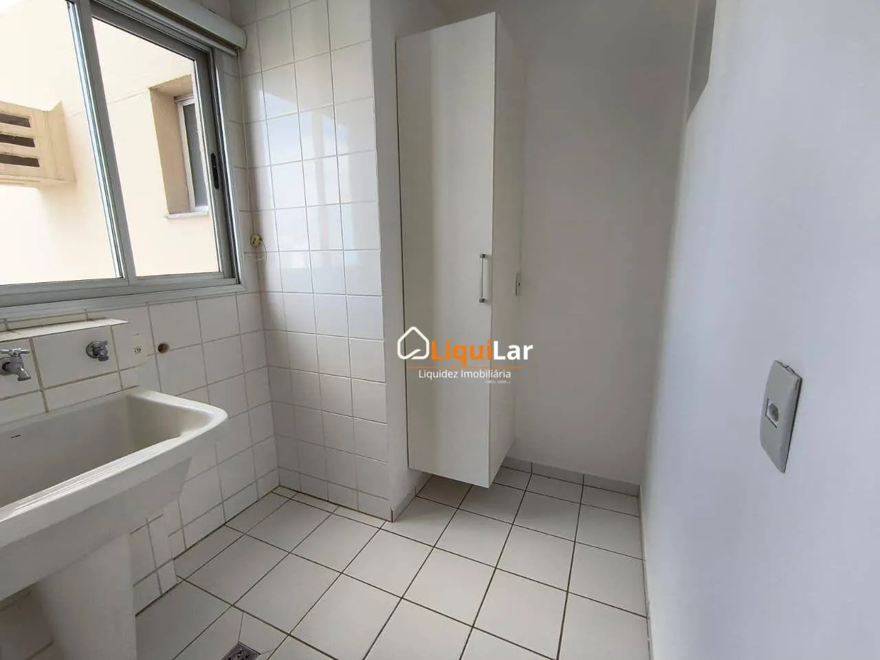 Imagem Apartamento à Venda no Edifício Olavo Bilac com 3 Quartos, Suíte, 2 Sacadas e 2 Vagas Cobertas