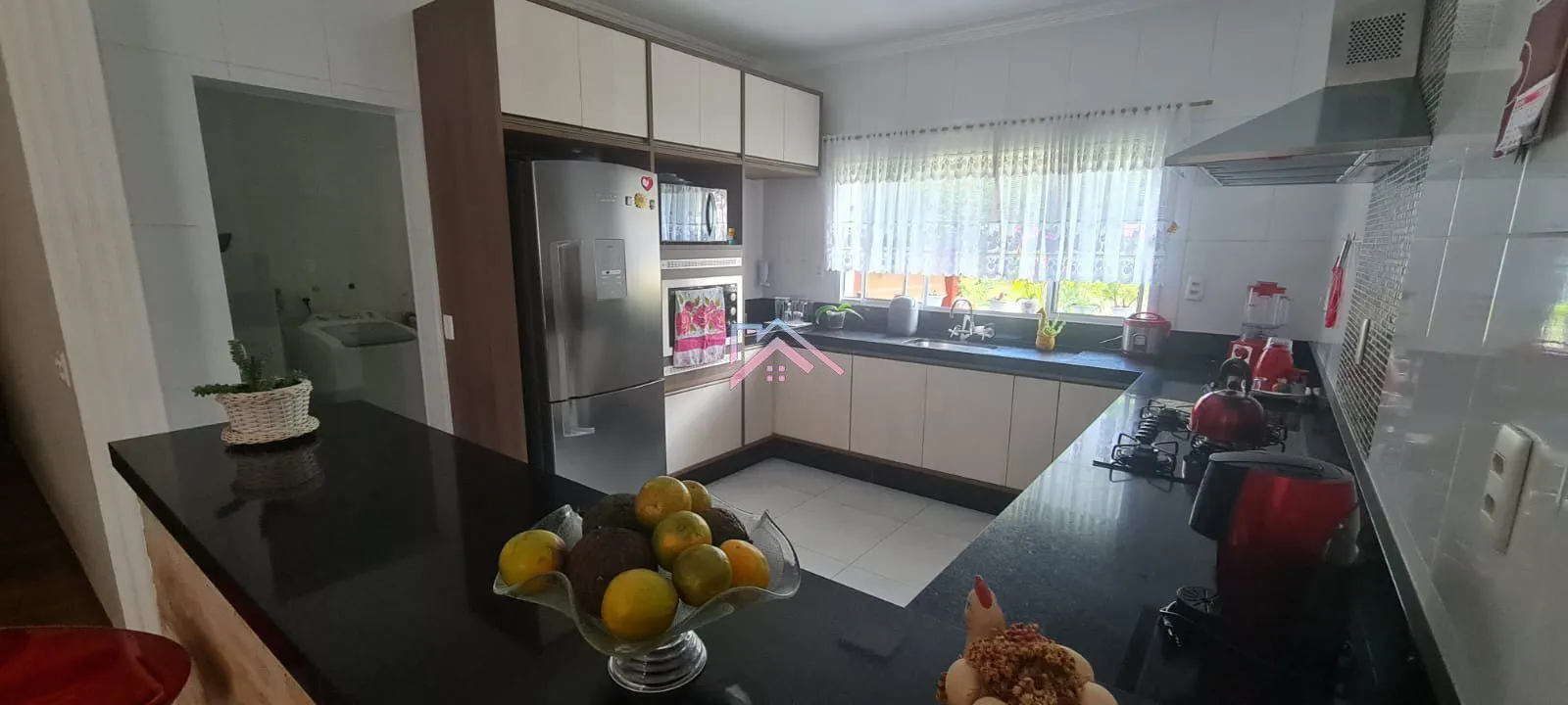 Foto do imóvel Casa à venda Residencial Laguna Club - Área útil 197 m2 com 3 dormitórios - sendo 1 suíte - 4 vagas em Jardim Promeca, Várzea Paulista - SP