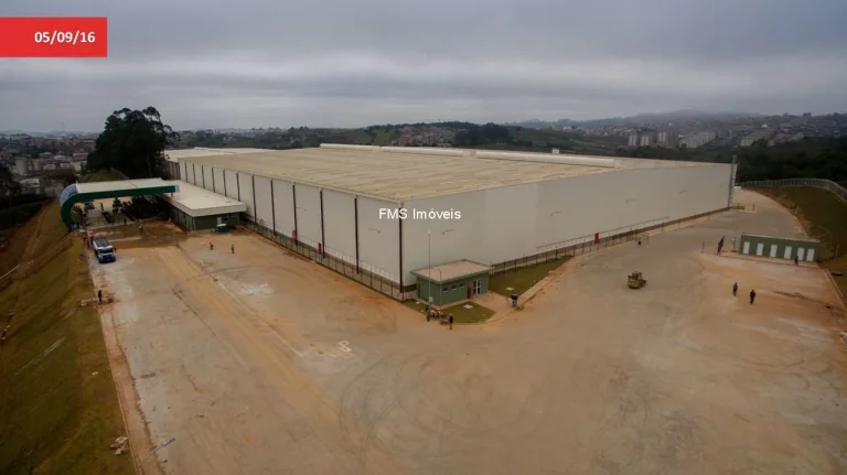 Imagem Galpão com 16.398 m2 em Mauá.