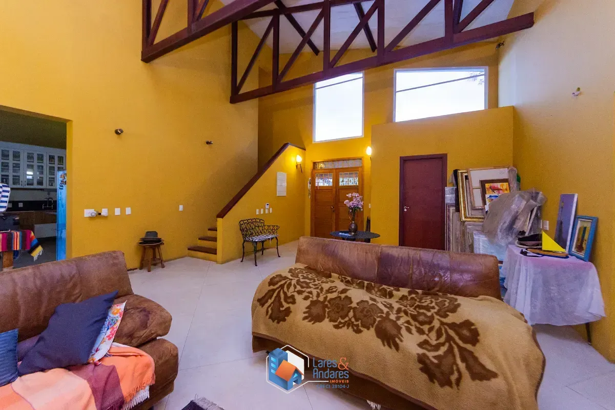 Imagem Casa para venda em Vila Cordeiro com 3 quartos, sendo 3 suítes, 255m²