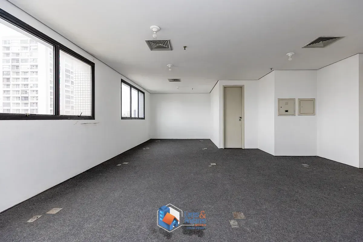 Imagem Conjunto comercial para venda em Paraíso, 50m²