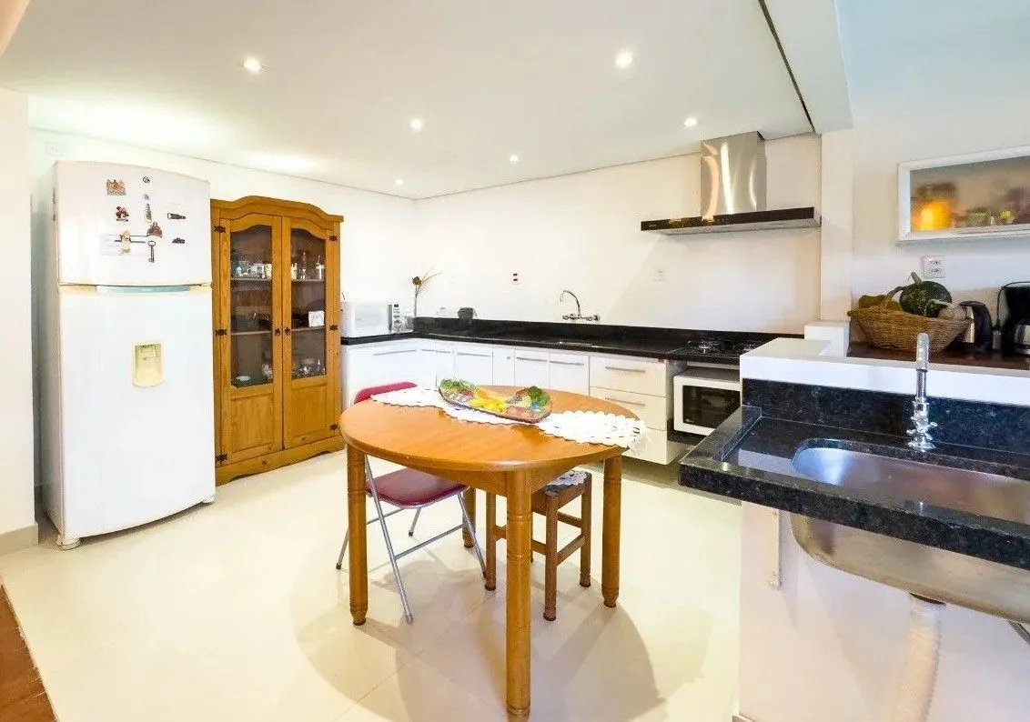 Imagem Casa Condominio Bairro Tristeza - 218m², 3 dormitórios, sendo 1 suites, 2 vagas!!