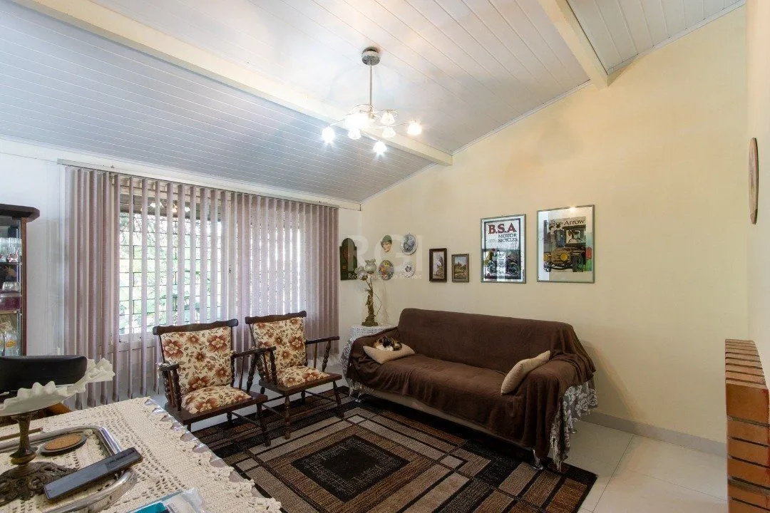 Imagem Casa para Venda - 180m², 3 dormitórios, sendo 1 suites, 2 vagas - Ipanema