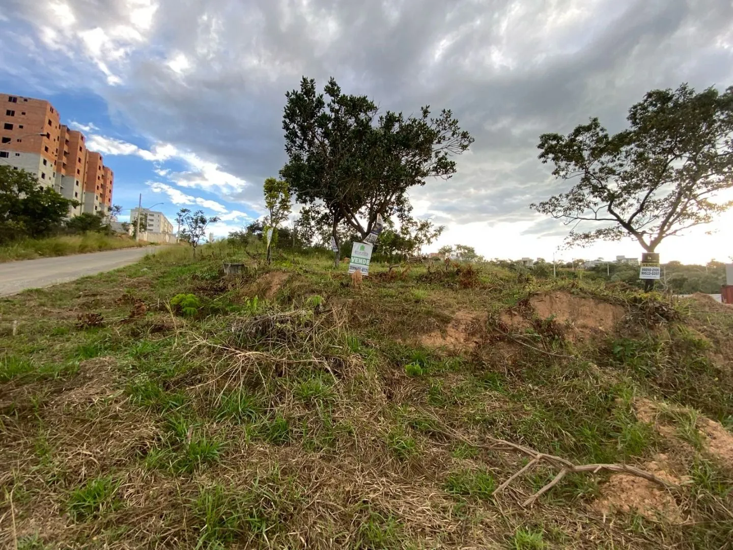 Imagem Terreno à venda no Villa Paradísio - Lagoa Santa, Minas Gerais