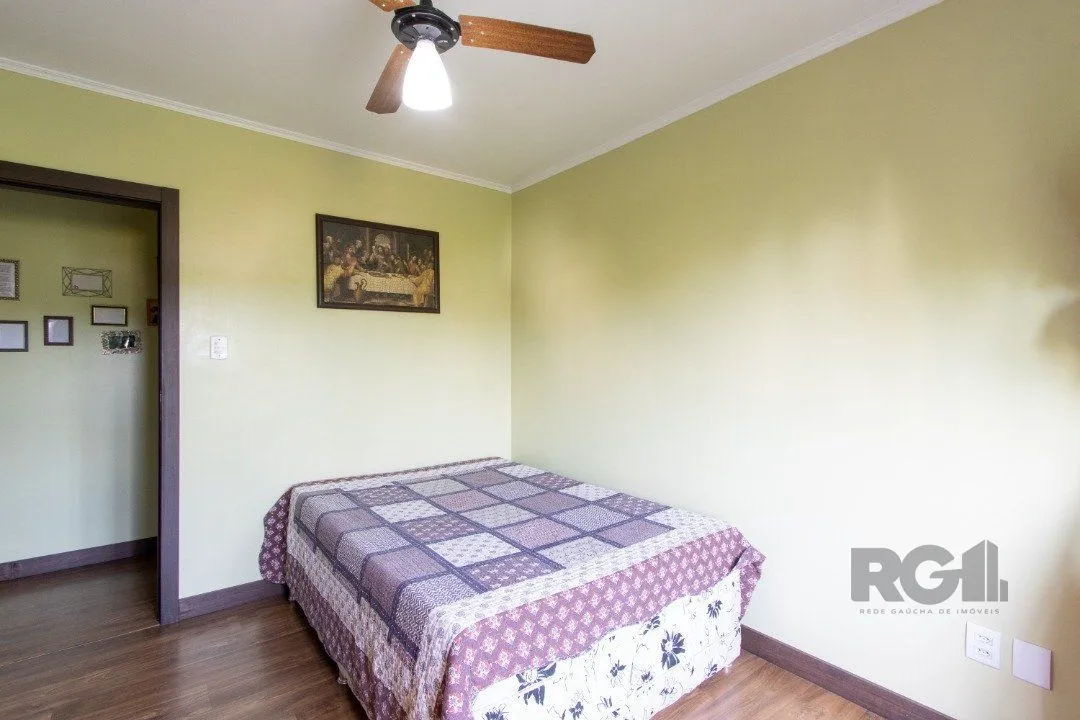 Imagem Apartamento reformado de 124m² privativos- 3 dormitórios sendo 1 suíte no bairro Medianeira
