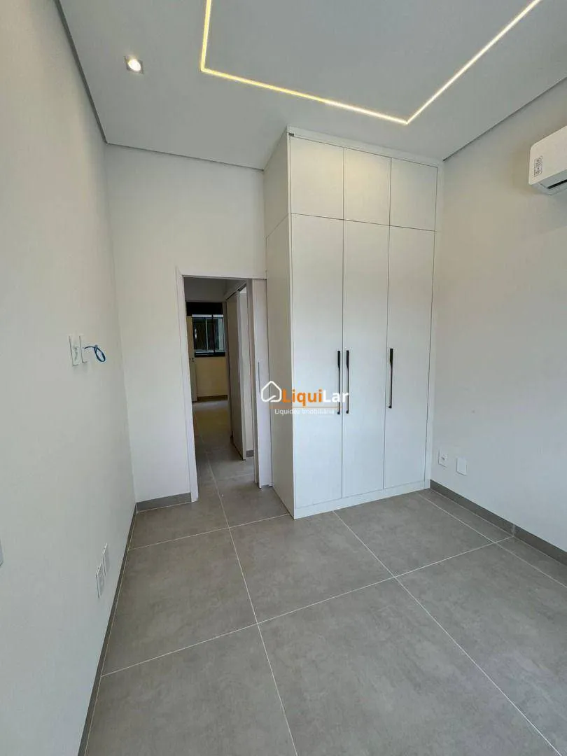 Imagem Casa Moderna com Spa Privativo