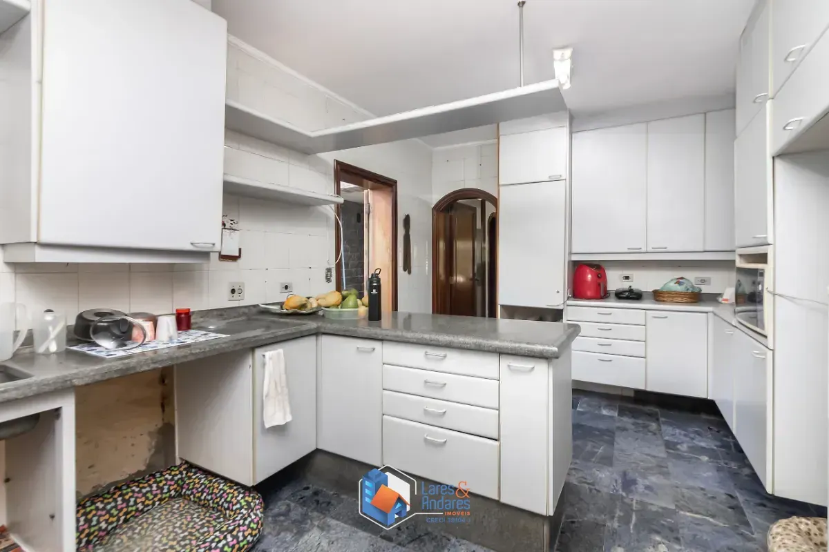 Imagem Sobrado para venda em Jardim Franca com 4 quartos, sendo 4 suítes, 450m²