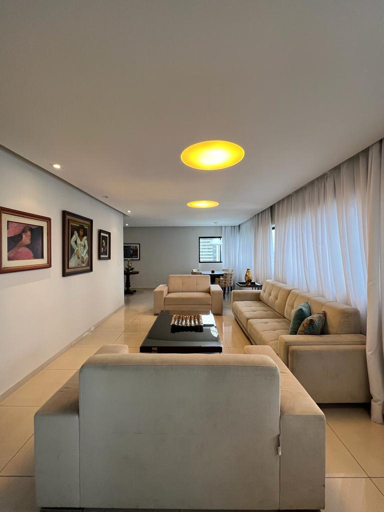 Imagem Apartamento com 4 Quartos à Venda, 226 m² em Monteiro - Recife