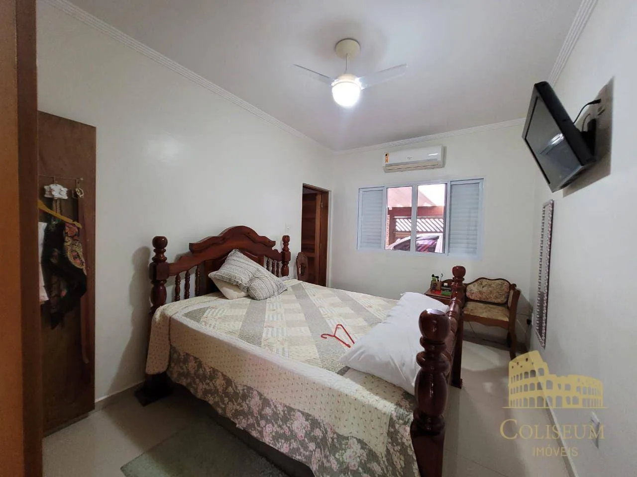 Imagem Casa com 2 dormitórios à venda, 112 m² por R$ 930.000,00 - Vila Assunção - Praia Grande/SP