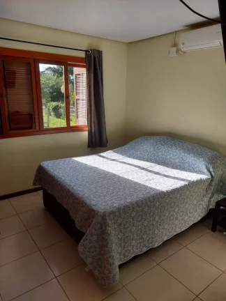 Imagem Belíssimo Sítio !!! - Com 1000m², Casa alvenaria, Piscina, em Águas Claras