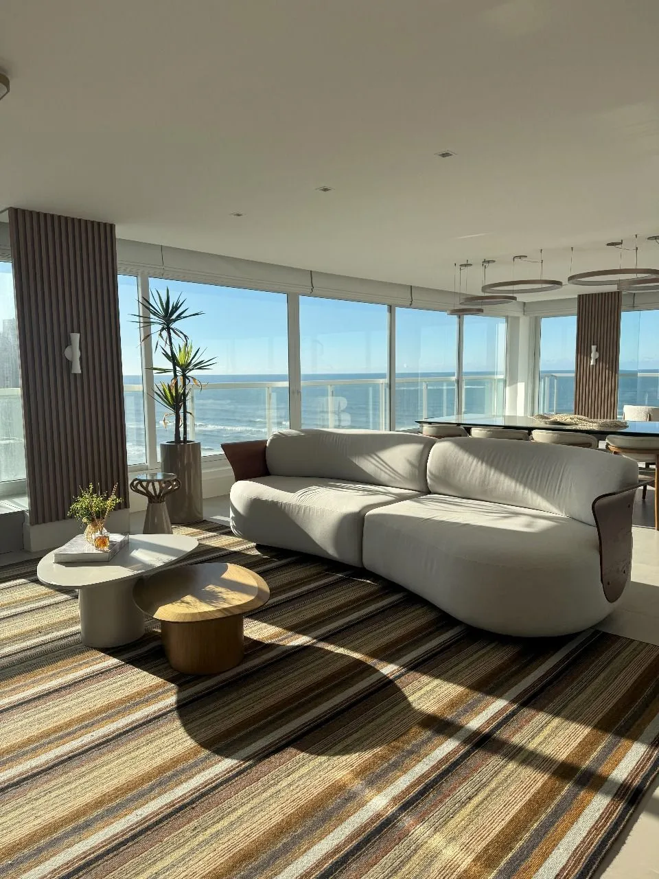 Imagem Apartamento à venda, com 4 quartos, 296m2