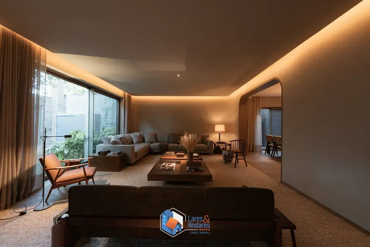 Imagem Casa para venda em Alto de Pinheiros com 4 quartos, sendo 4 suítes, 701m²