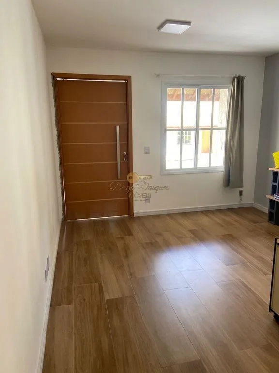 Imagem Casa em Condomínio para Venda em Petrópolis / RJ no bairro Itaipava