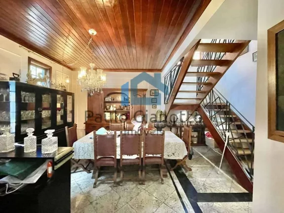 Imagem Duas casas no mesmo terreno à venda na Granja Viana