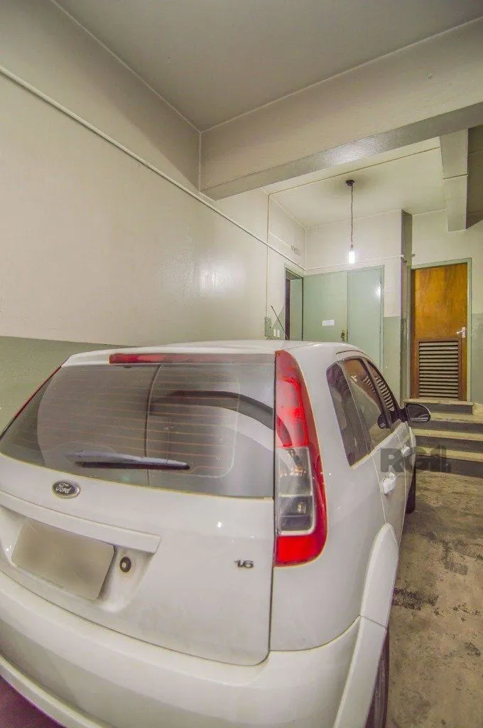 Imagem Apartamento 133m² - 3 dormitórios, 1 vaga no bairro Petrópolis