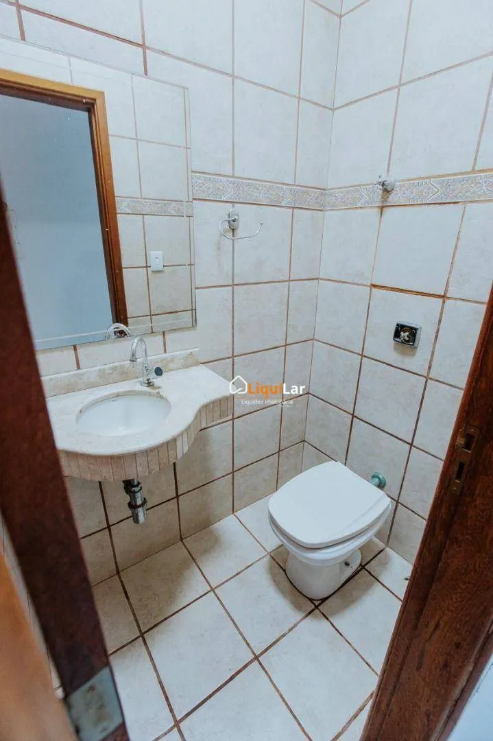 Imagem Sobrado no Bairro Santa Luzia