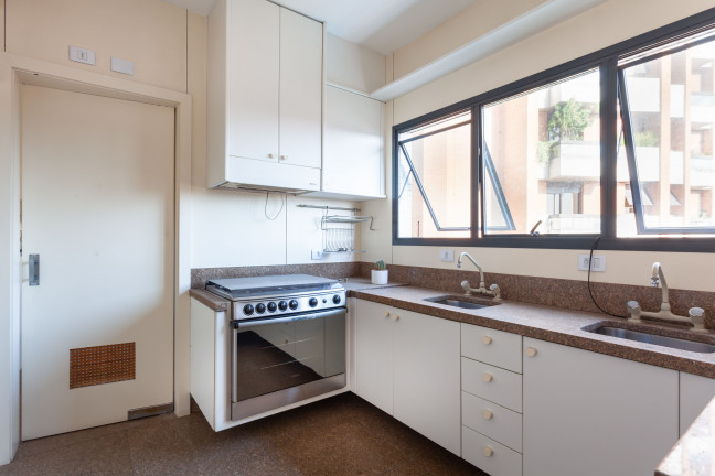 Imagem Apartamento com 4 Quartos à Venda ou Locação, 202 m² em Jardim Paineiras - São Paulo