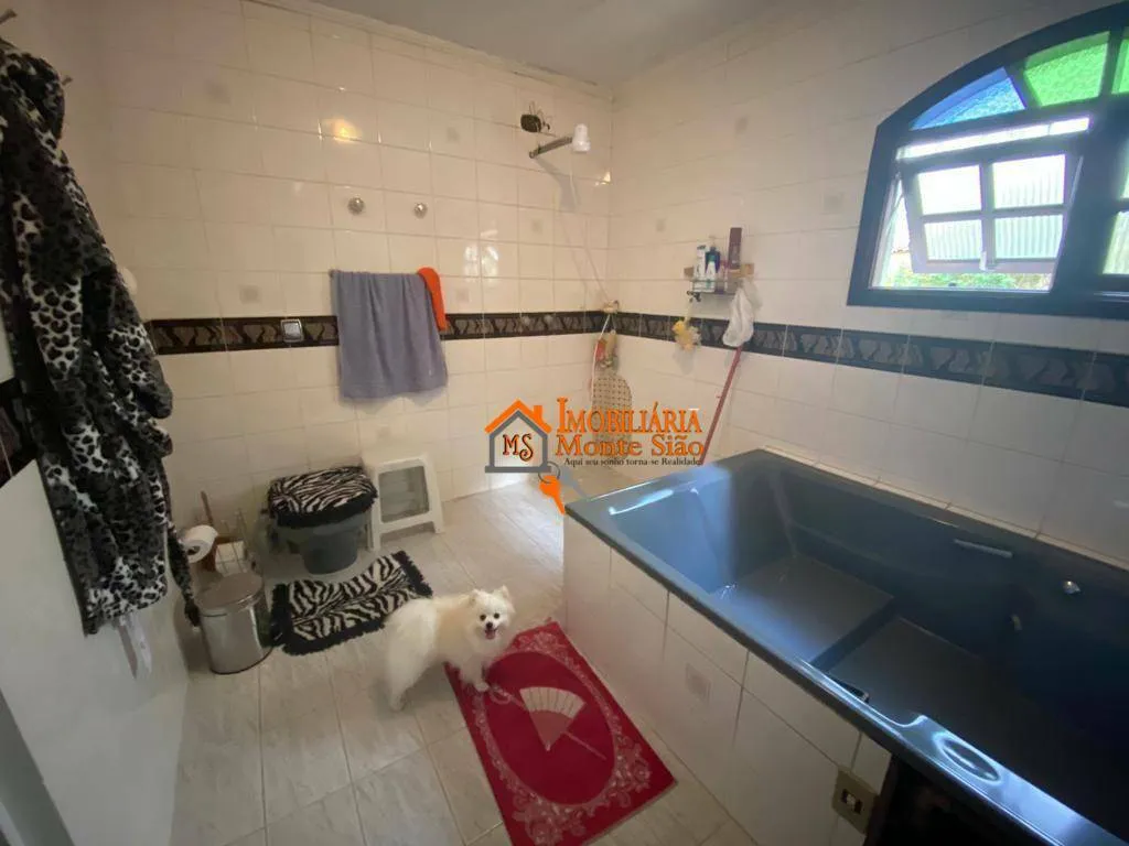 Imagem Casa com 3 dormitórios à venda, 170 m² por R$ 690.000,00 - Jardim Santa Mena - Guarulhos/SP